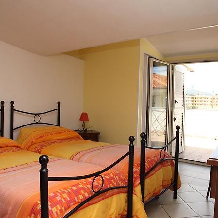 Bed And Breakfast Gigi Furci Siculo Exteriér fotografie