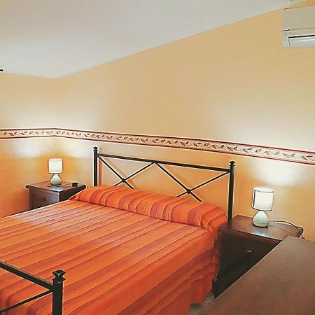 Bed And Breakfast Gigi Furci Siculo Exteriér fotografie