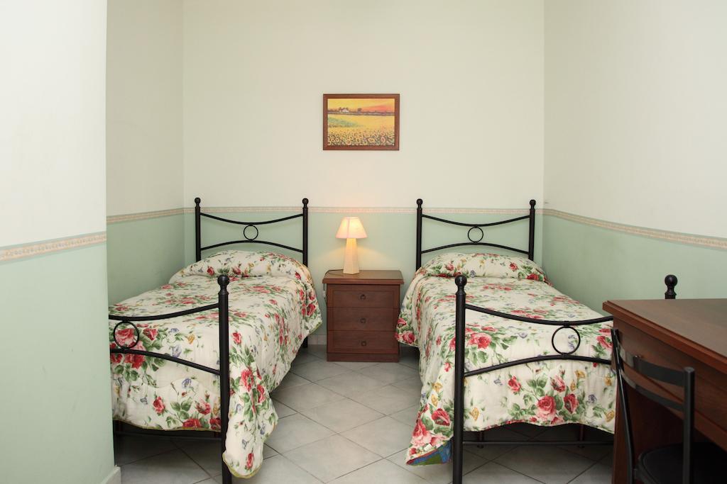 Bed And Breakfast Gigi Furci Siculo Exteriér fotografie